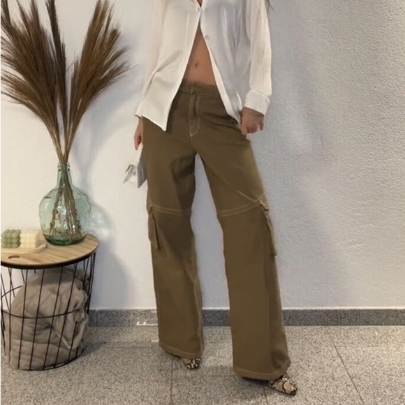 NWT Zara Full Length Cargo Khaki Pants Bloggers fav. - Picture 4 of 7